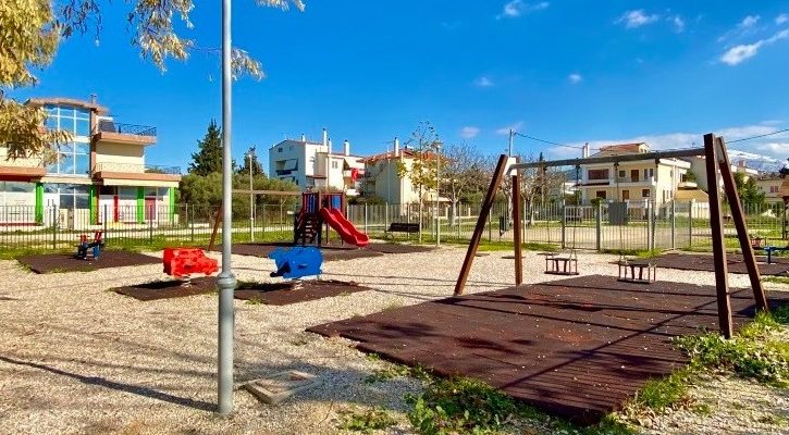 Πλατεία Αδαμών