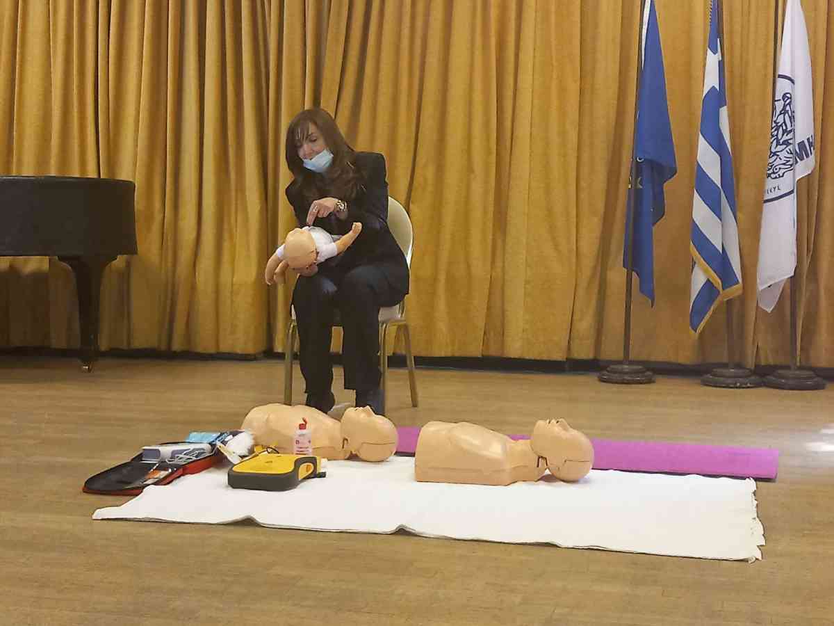 Σεμινάριο Βασικής Υποστήριξης της Ζωής και χρήσης Αυτόματου Εξωτερικού Απινιδωτή